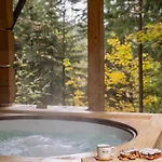 Chalet Domek Z Prywatnym Jacuzzi I Ogrodem W Lesie - Chata Pod Nosalem Zakopane *